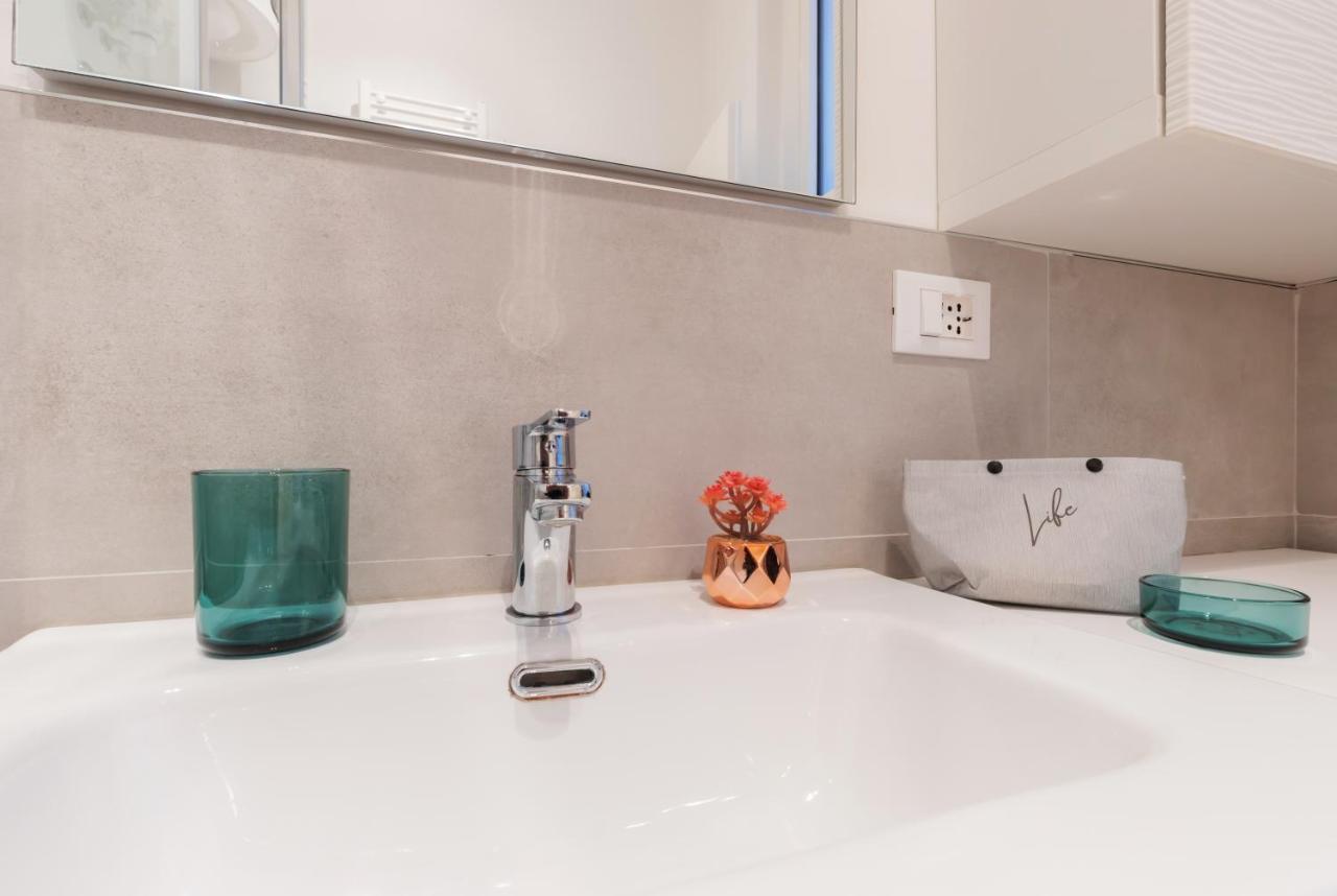Nuovo Intimo Apt A 10Min Dal Duomo - Homeunity Milano Ngoại thất bức ảnh